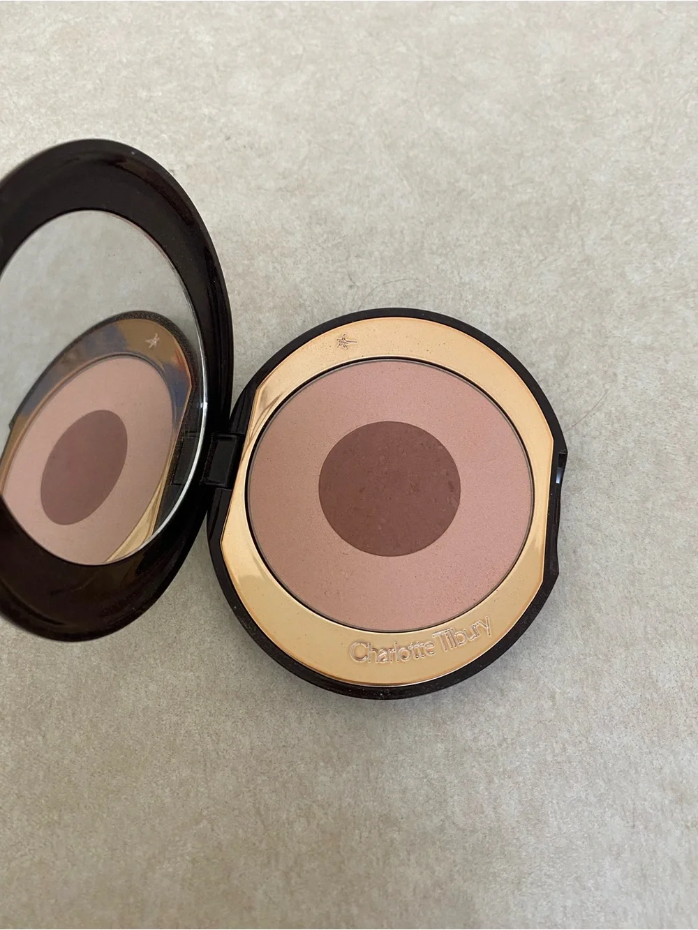 Charlotte Tilbury Cheek to Chic Blush Sex On Fire